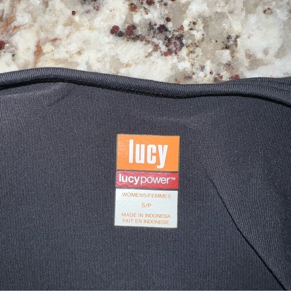 Lucy Activewear Stretchy Black Abstract Sleeveless Top Size Small - Picture 2 of 7